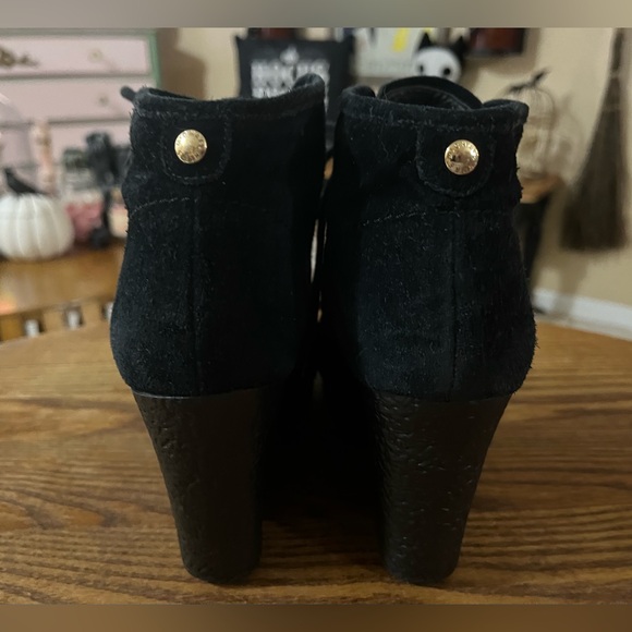 Michael Kors Black Suede Wedge Booties Boots Size 7.5 - Picture 4 of 8